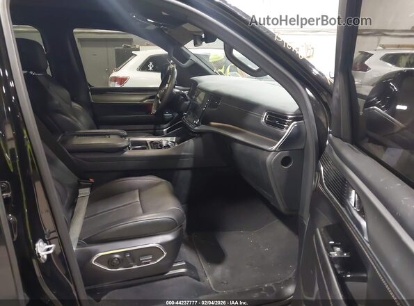1C4SJSBP9PS558830 2023 JEEP WAGONEER L Black Front interior view