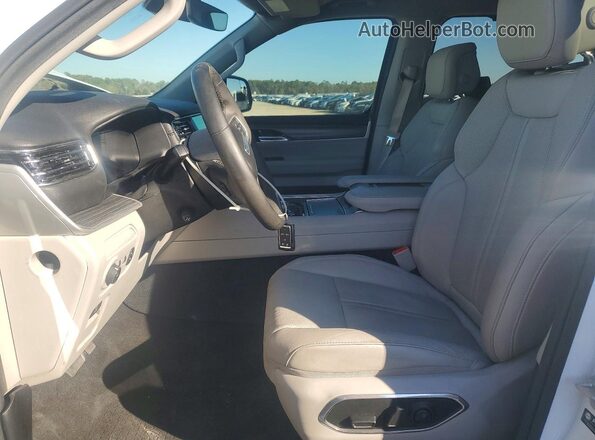 1C4SJSDP6RS110450 2024 JEEP WAGONEER White Front interior view