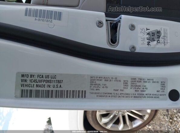 1C4SJVFP0NS117807 2022 JEEP GRAND WAGONEER White Вид підкапотного простору
