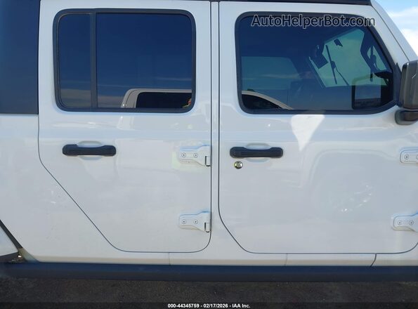 1C6HJTAG3ML577694 2021 JEEP GLADIATOR White Vista interior trasera