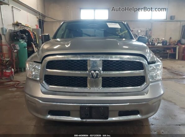 1C6RR7FG2NS199517 2022 RAM 1500 CLASSIC Silver Widok zestawu wskaźników