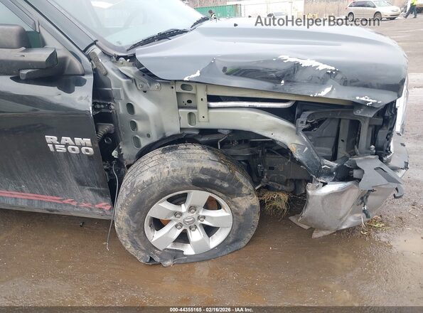 1C6RR7FT4HS509782 2017 RAM 1500 Black Front view