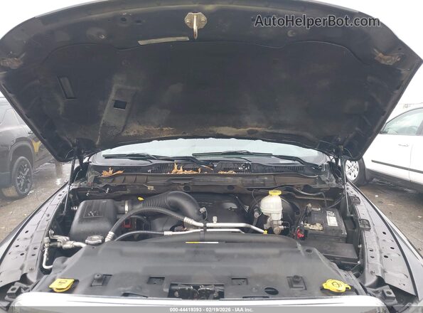 1C6RR7FT6HS734883 2017 RAM 1500 Gray Vista trasera