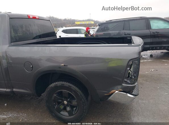 1C6RR7FT6HS734883 2017 RAM 1500 Gray Vista frontal