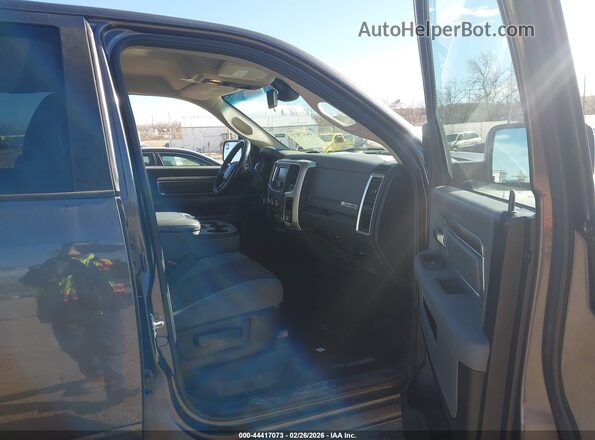 1C6RR7GT4GS264530 2016 RAM 1500 Gray Vista interior delantera