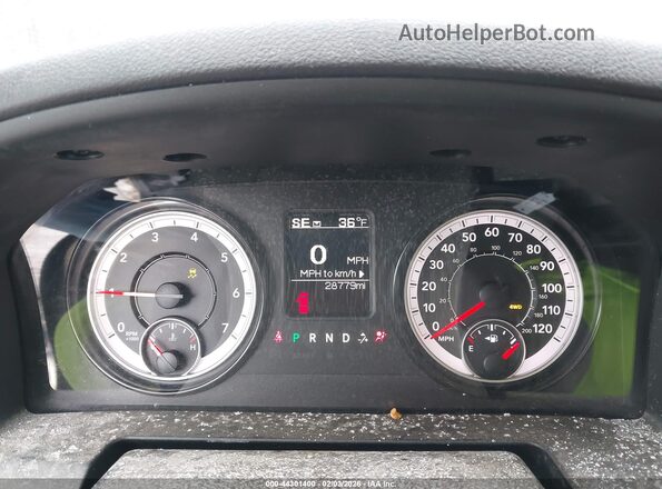 1C6RR7KG2PS555652 2023 RAM 1500 CLASSIC Gray 