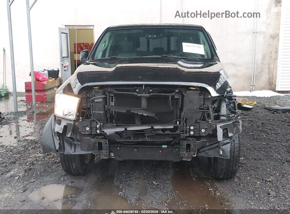 1C6RR7TT0GS310537 2016 RAM 1500 Black Widok wnętrza z tyłu