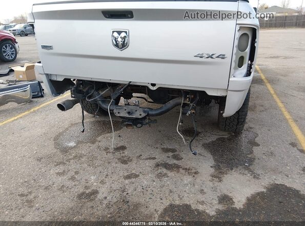 1C6RR7VT5JS109494 2018 RAM 1500 Gray Դիմացի տեսք