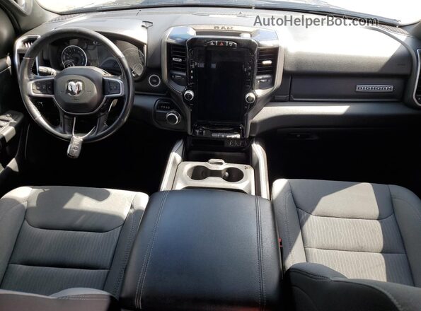 1C6RREFT9NN372501 2022 RAM 1500 Черный Вид панели приборов