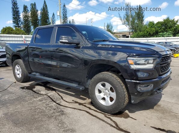 1C6RREFT9NN372501 2022 RAM 1500 Черный Передняя правая четверть