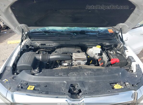 1C6RREJT4NN210220 2022 RAM 1500 Белый Вид сзади