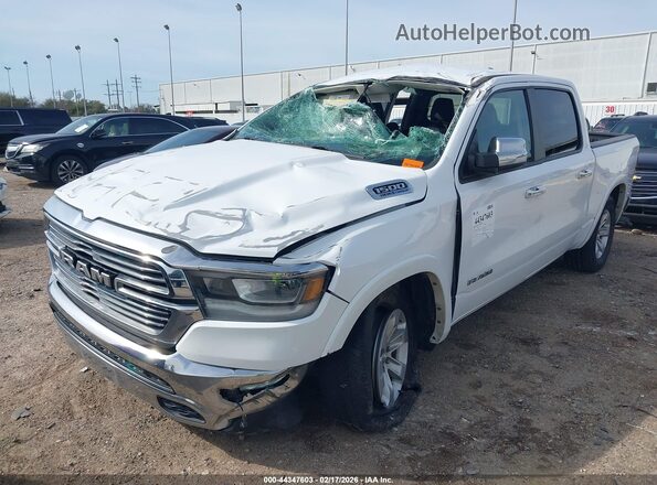 1C6RREJT4NN210220 2022 RAM 1500 Белый Вид спереди