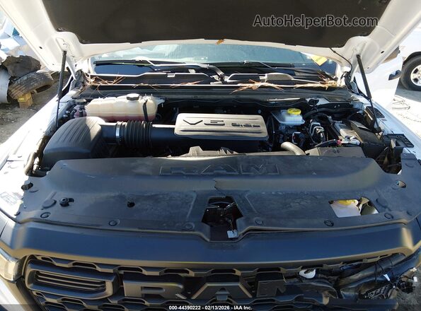 1C6RRFCG4SN601126 2025 RAM 1500 White Vista trasera