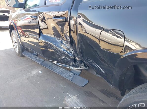1C6SRFBP2SN502906 2025 RAM 1500 Black Front view