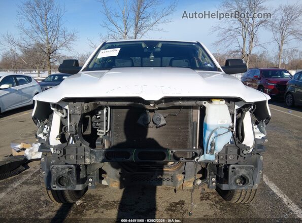 1C6SRFCTXKN598375 2019 RAM 1500 White Vista del cuadro de instrumentos