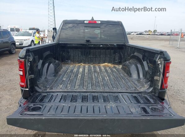 1C6SRFFPXSN528244 2025 RAM 1500 Black 