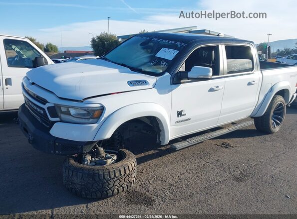 1C6SRFFT0MN735743 2021 RAM 1500 White 