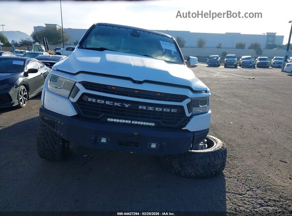 1C6SRFFT0MN735743 2021 RAM 1500 White 