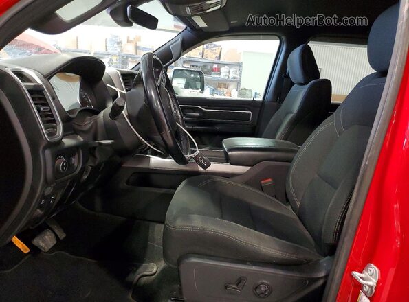 1C6SRFFT3LN258532 2020 RAM 1500 Red წინა სალონის ხედი