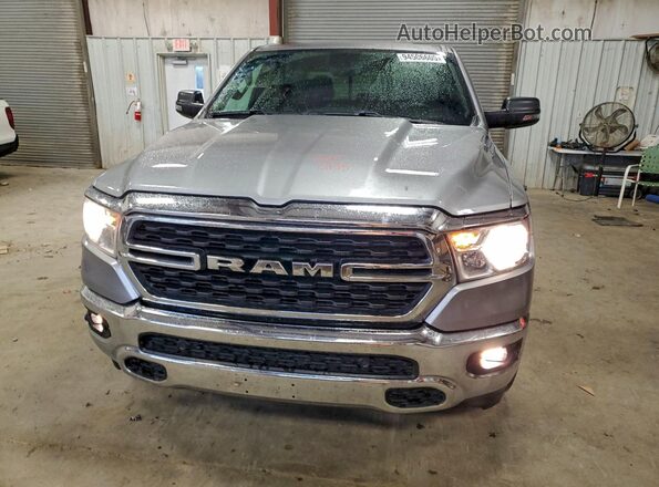 1C6SRFFT4PN685563 2023 RAM 1500 Серебряный Вид спереди