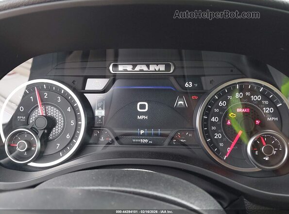 1C6SRFGP6TN272734 2026 RAM 1500 Black Vista de los asientos traseros