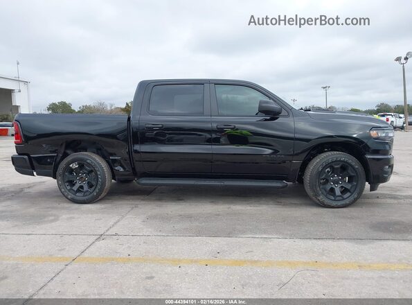 1C6SRFGP6TN272734 2026 RAM 1500 Black Vista interior trasera