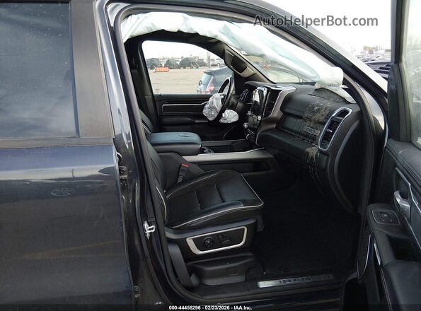 1C6SRFJT4MN738667 2021 RAM 1500 Black 