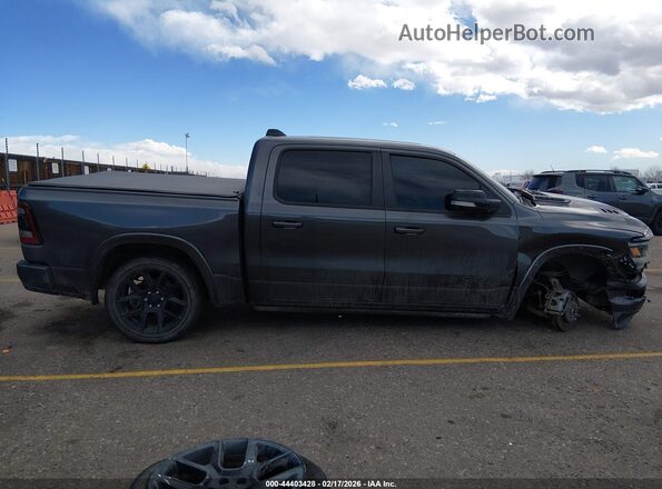 1C6SRFJT6MN546683 2021 RAM 1500 Черный Вид задней части салона