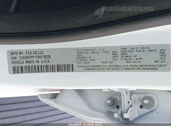 1C6SRFPP1SN579226 2025 RAM 1500 White ძრავის განყოფილების ხედი