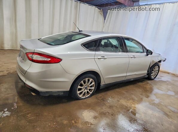 1FA6P0G77G5118056 2016 FORD FUSION Серебряный Задняя правая четверть