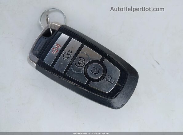 1FA6P8CF3M5116618 2021 FORD MUSTANG Желтый Вид панели приборов