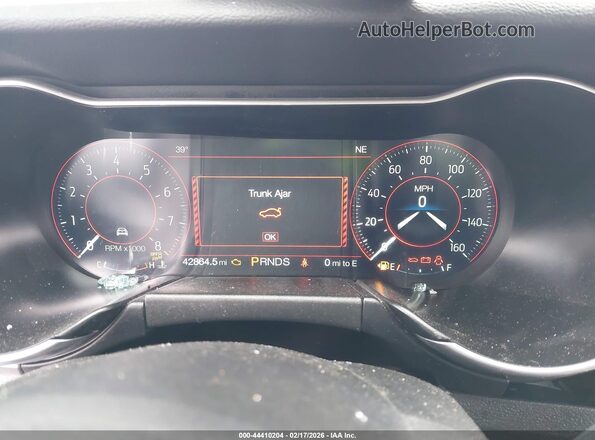 1FA6P8CF5N5136077 2022 FORD MUSTANG White Widok tylnych siedzeń