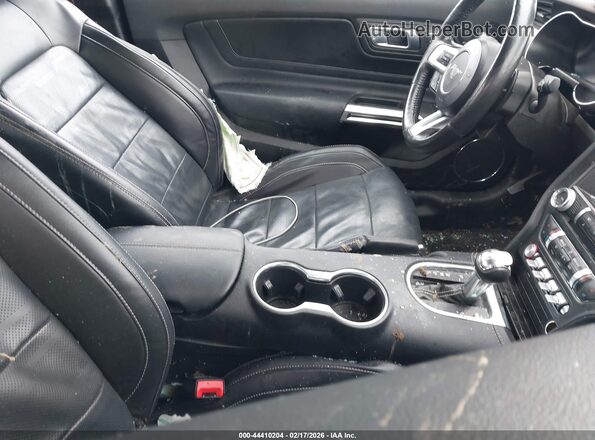 1FA6P8CF5N5136077 2022 FORD MUSTANG White Widok wnętrza z przodu