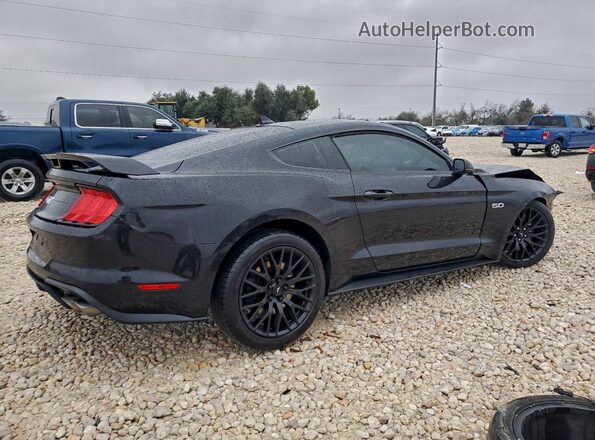 1FA6P8CFXN5135622 2022 FORD MUSTANG Черный Задняя правая четверть