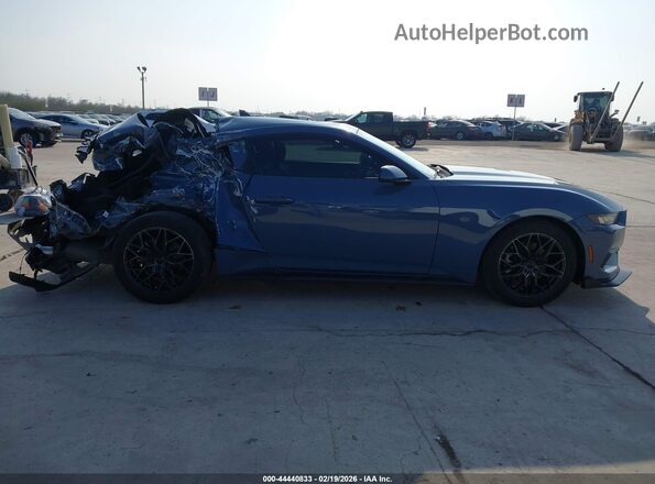 1FA6P8TH0R5142103 2024 FORD MUSTANG Blue Vista interior de 360 grados