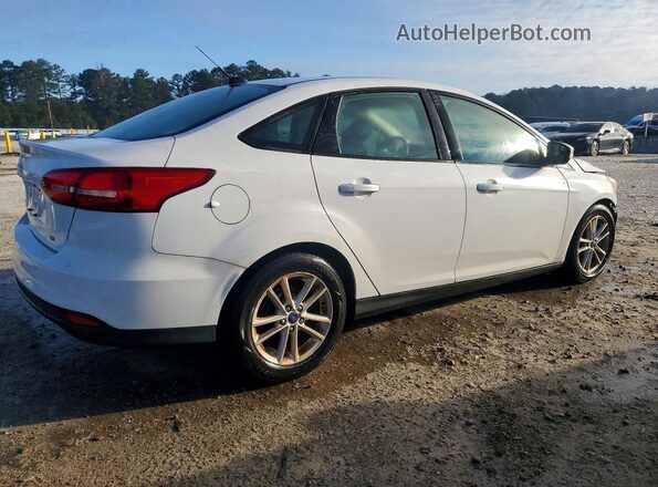 1FADP3F25HL251295 2017 FORD FOCUS White Trasero derecho