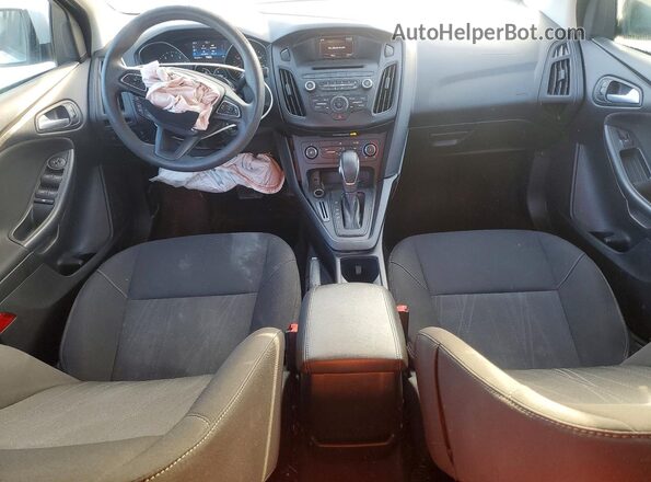 1FADP3F25HL251295 2017 FORD FOCUS White Vista del salpicadero