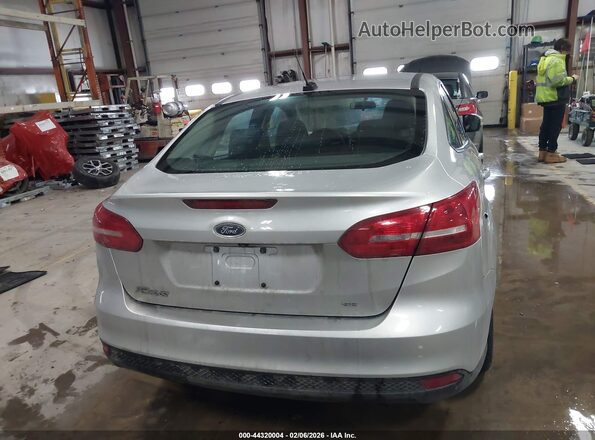 1FADP3F27HL288414 2017 FORD FOCUS Серебряный 