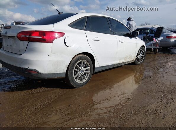 1FADP3F2XHL218888 2017 FORD FOCUS White Trasero derecho