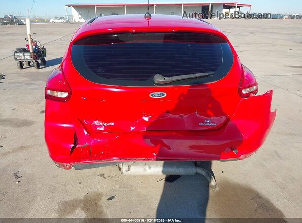 1FADP3K22GL239321 2016 FORD FOCUS Red Դիմացի տեսք