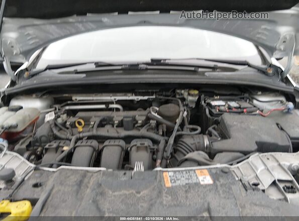 1FADP3K22GL268849 2016 FORD FOCUS Silver უკანა ხედი