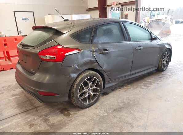1FADP3K23GL241711 2016 FORD FOCUS Серый Задняя правая четверть