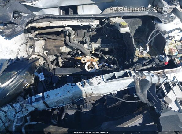 1FADP3K23JL203791 2018 FORD FOCUS White Вид ззаду