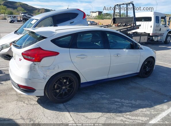 1FADP3L92GL363455 2016 FORD FOCUS ST White Вид задньої частини салону