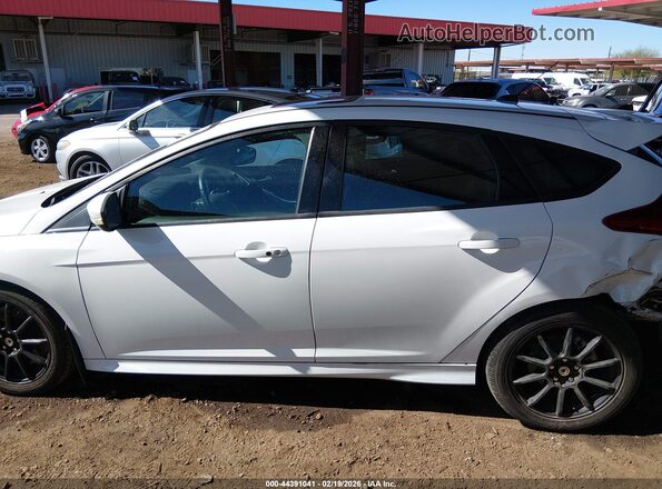 1FADP3L94JL230686 2018 FORD FOCUS ST White Սալոնի 360 աստիճան տեսք