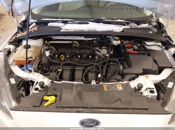 1FADP3M2XJL263161 2018 FORD FOCUS White 