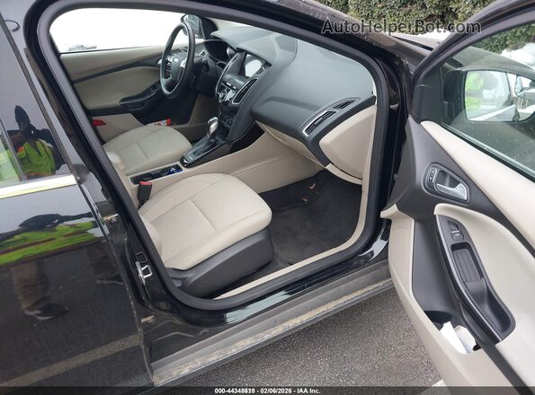 1FADP3R41GL388312 2016 FORD FOCUS ELECTRIC Черный Вид салона спереди