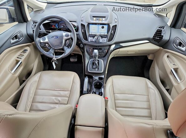 1FADP5DU6JL105607 2018 FORD C-MAX Cream Dashboard view
