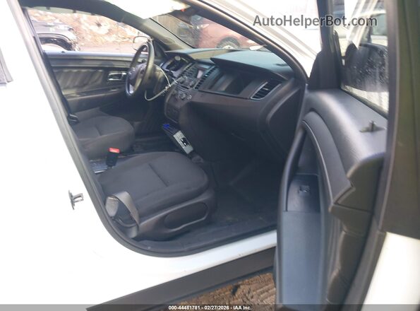 1FAHP2MK2GG101232 2016 FORD POLICE INTERCEPTOR Белый Вид салона спереди