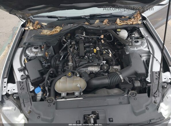 1FATP8UH4N5107009 2022 FORD MUSTANG Silver Vista trasera